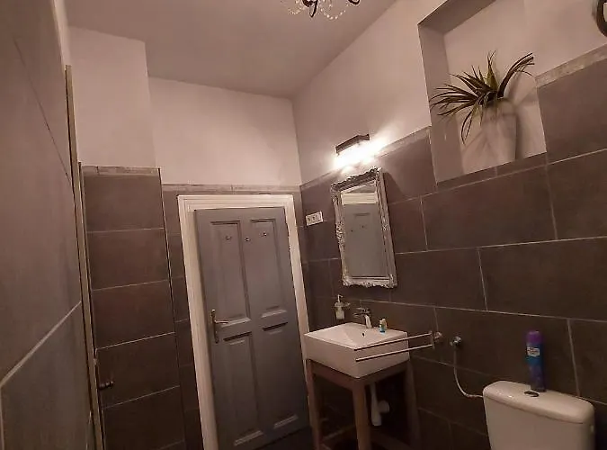 בית נופש Hamori Alom *