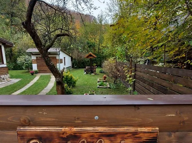 Hamori Alom Ferienhaus *