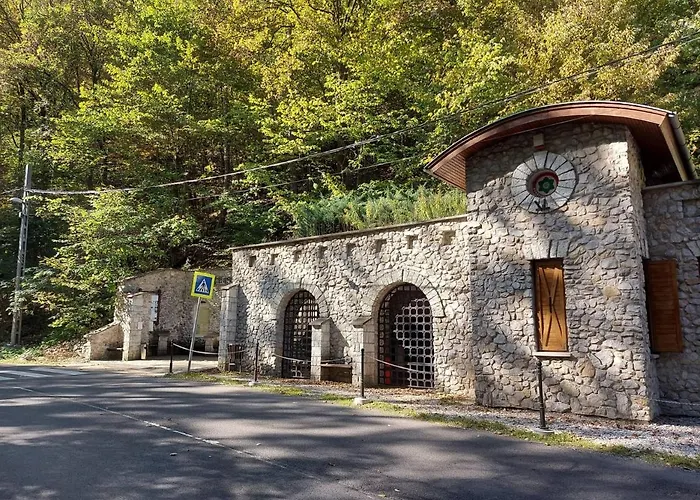 בית נופש Hamori Alom