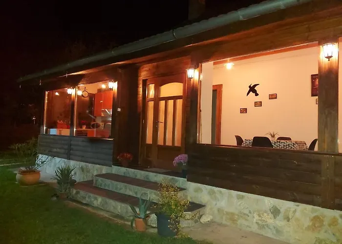 Hamori Alom בית נופש מישקולץ