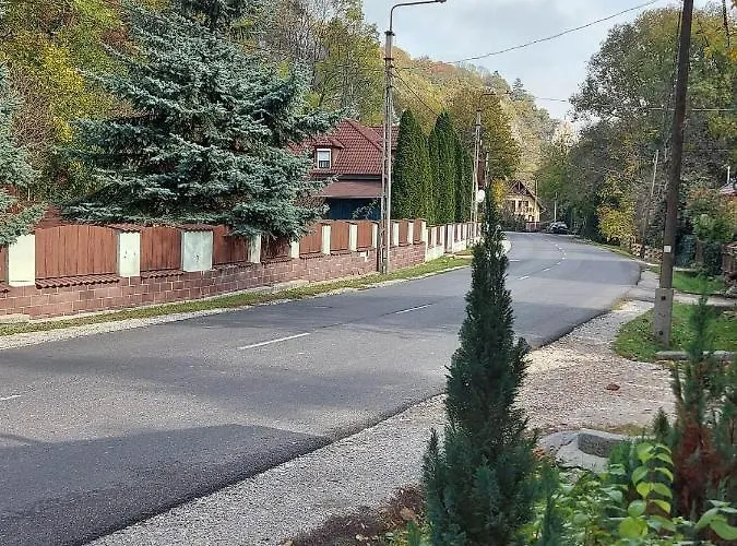 Hamori Alom בית נופש