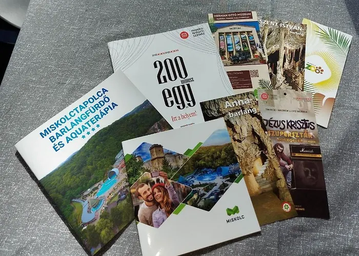 Hamori Alom בית נופש *