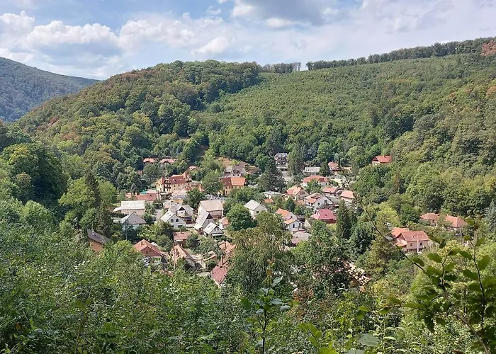 בית נופש Hamori Alom מישקולץ